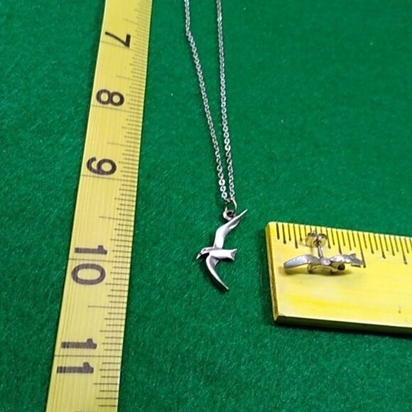 Flying Sea Bird Tern Silver tone metal Necklace and Earrings Nautical - Picture 7 of 9
